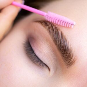 Laminado de cejas